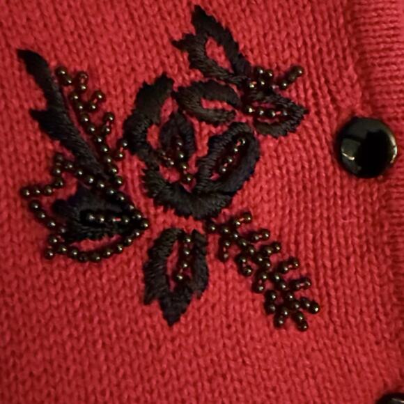 Vintage Lise J Cardigan Sweater Sz S Cardinal Red Black Embroidery and Beading - Picture 5 of 9